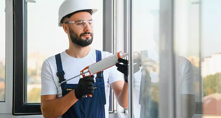 Retractable Screens Repair for Patio in Immokalee, FL