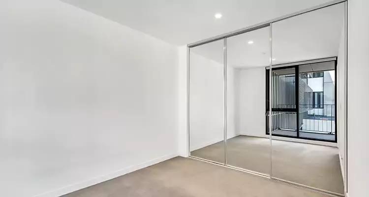 Why Homeowners Choose Us for Sliding Mirror Door Replacement in Immokalee, FL