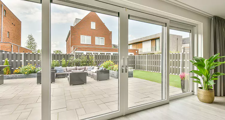 Best Sliding Screen Door Replacement Company in Immokalee, FL