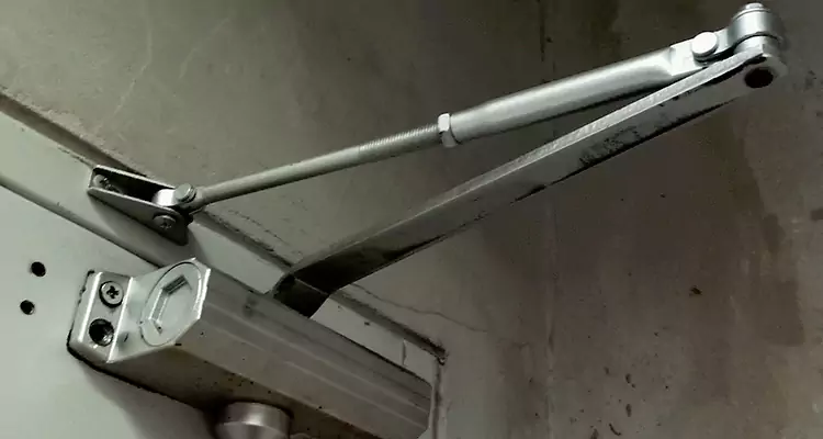 Door Closer Parallel Arm Installation in Immokalee, FL