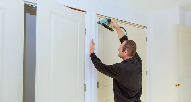 Top Rated Door Fixing ServiceFixing Garage Door Track in Immokalee, FL