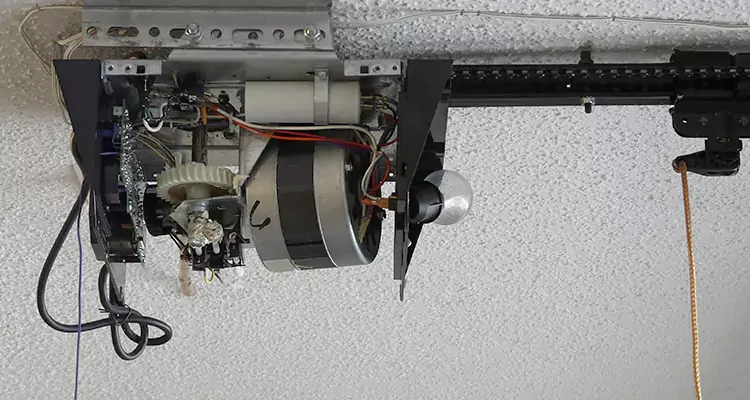 Garage Door Motor Replacement in Immokalee, FL