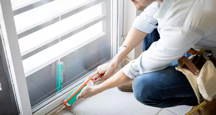 Dap Window Caulk Repair in Immokalee, FL